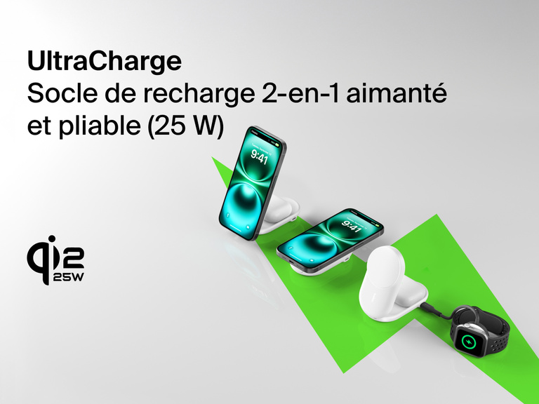 Socle de recharge 2-en-1 aimanté et pliable Belkin UltraCharge avec Qi2 25 W rechargeant un iPhone, des AirPods et une Apple Watch sur un support fin et compact.