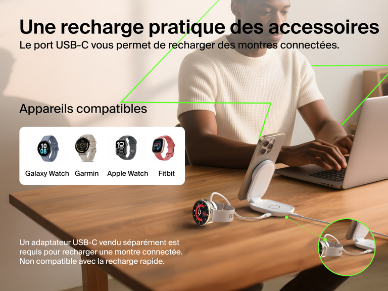 Le socle de recharge 2-en-1 aimanté et pliable Belkin UltraCharge avec Qi2 25 W rechargeant un iPhone et une montre connectée via le port USB-C, compatible avec les Apple Watch, Galaxy Watch, Garmin et Fitbit.