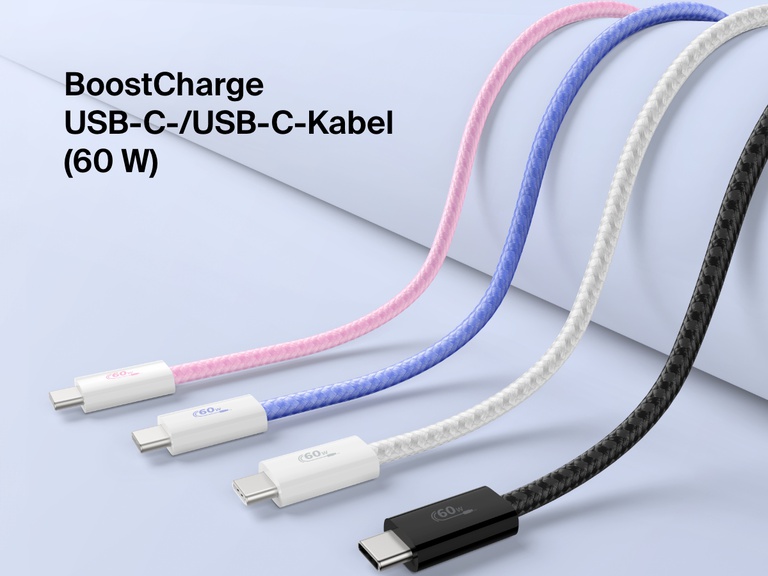 Bild, auf dem die vier Farboptionen (Rosa, Blau, Weiß, Schwarz) des Belkin BoostCharge USB-C-/USB-C-Kabels (60 W) gezeigt werden, das ein geflochtenes Kabel zum schnellen Laden von USB-C-Geräten ist.