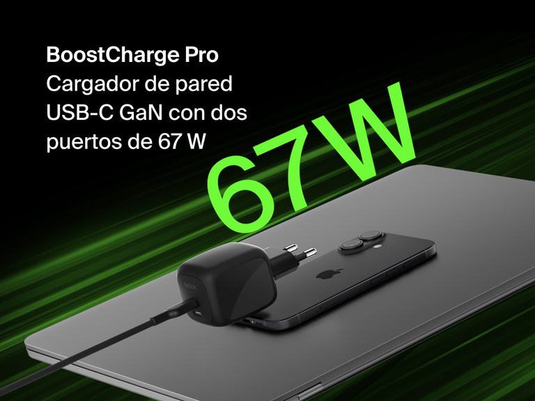 Se muestra el cargador de pared doble USB-C GaN de 67 W Belkin BoostCharge Pro alimentando un dispositivo y destacando un rendimiento de carga de dispositivos eficiente y rapidísimo.