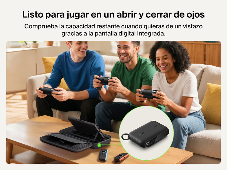 Un grupo de amigos jugando con una Nintendo Switch 2 mientras que la funda con cargador de Belkin Gaming recarga la consola. Se muestra en primer plano la pantalla digital integrada que muestra información sobre la capacidad restante (90 %).