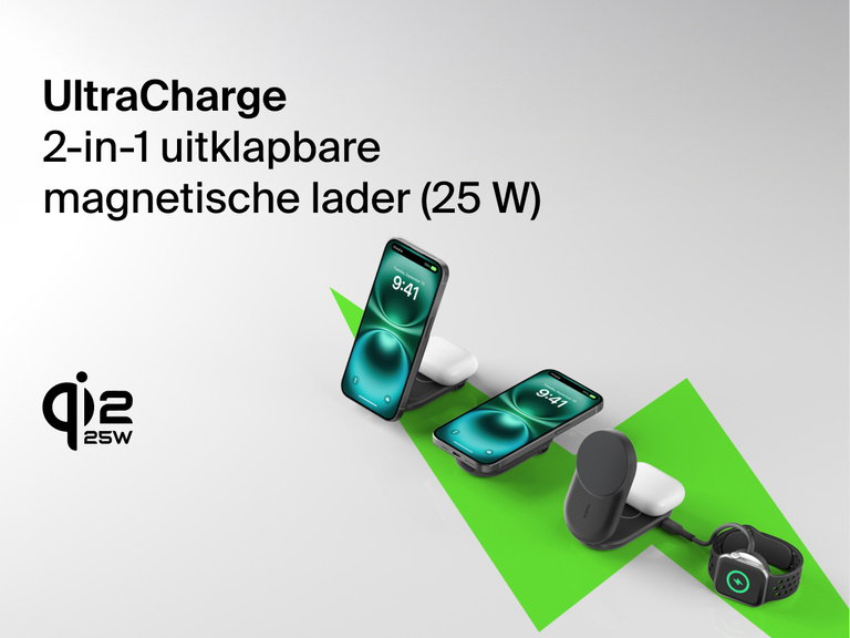 Afbeelding waarin de Belkin UltraCharge 2-in-1 uitklapbare magnetische lader met Qi2 25W een iPhone, AirPods en een Apple Watch oplaadt op een stijlvolle, compacte standaard.