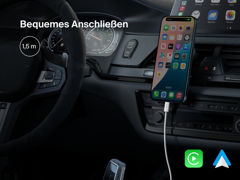 Eine Abbildung von einem Belkin BoostCharge USB-C-/USB-C-Kabel (60 W) in einem Auto. Dank seiner Länge von 1,5 m wird eine nahtlose Verbindung mit Apple CarPlay und Android Auto ermöglicht.