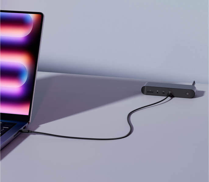 贝尔金 Thunderbolt™ 5 线缆可将 MacBook 连接到贝尔金扩展坞，实现无缝高速数据传输和设备集成。