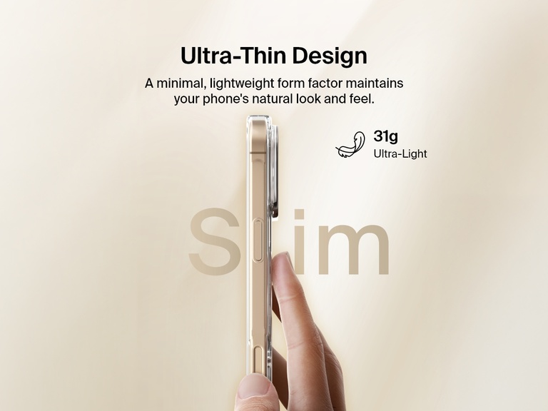 宣傳影像顯示 SheerForce™ 磁吸 iPhone 手機保護殼的超薄設計。用戶握著一個精巧輕盈的手機保護殼，強調其簡約外型可保留手機的外觀和觸感。文字強調產品 31 克的超輕重量，確保使用舒適，手感自然。