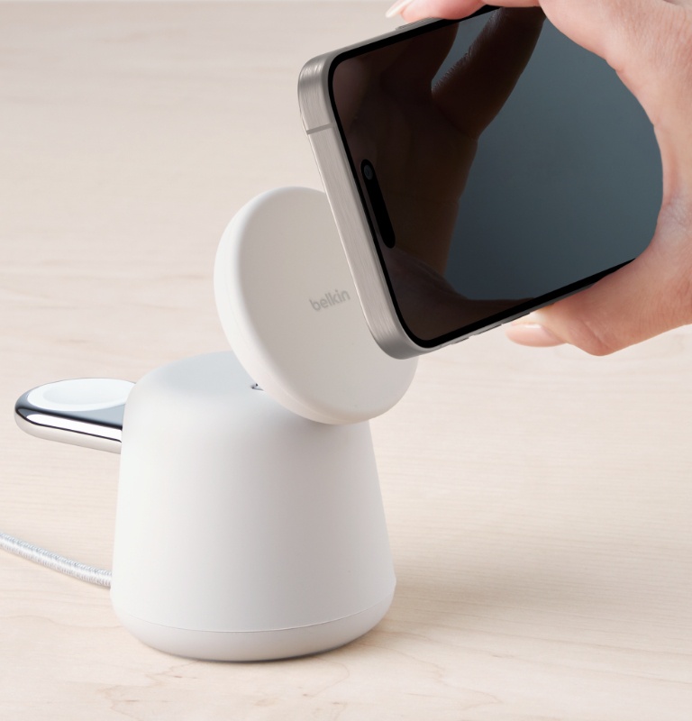 Power two devices at once with 15W of Qi2 charging power.