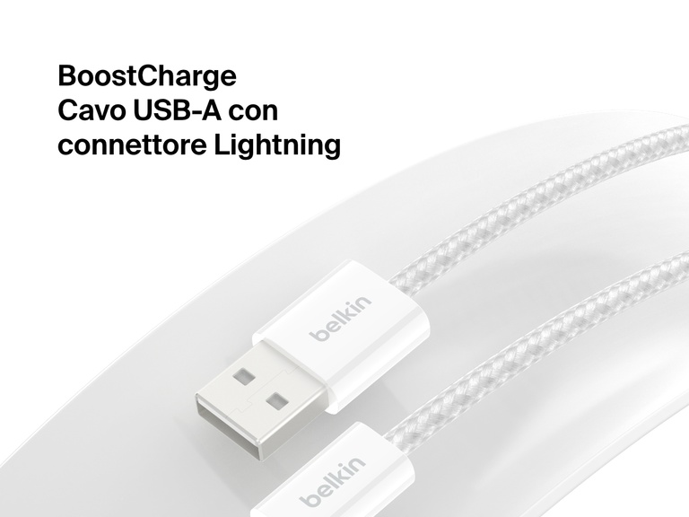 Primo piano del cavo USB-A con connettore Lightning Belkin BoostCharge, con design intrecciato durevole per una ricarica e sincronizzazione affidabile con i dispositivi Apple dotati di connettore Lightning.