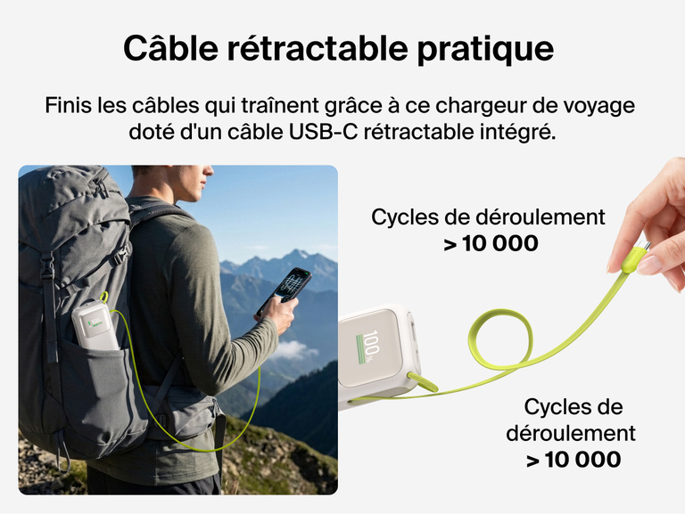 Image d'une batterie externe 11K UltraCharge avec c&acirc;ble r&eacute;tractable rang&eacute;e dans la poche d'un sac &agrave; dos pendant la recharge d'un t&eacute;l&eacute;phone lors d'une randonn&eacute;e. Elle est accompagn&eacute;e de son c&acirc;ble r&eacute;tractable con&ccedil;u pour r&eacute;sister &agrave; plus de 10&nbsp;000&nbsp;cycles de d&eacute;roulement.