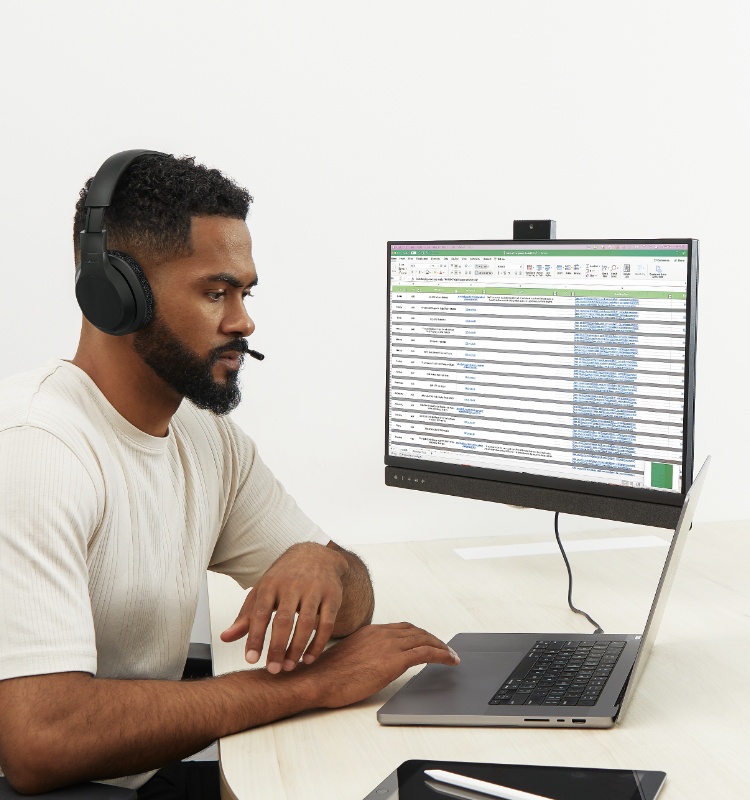 Belkin SoundForm Adapt Wireless Over-Ear Headset, Headphones for Work, Play, Gaming & Travel  