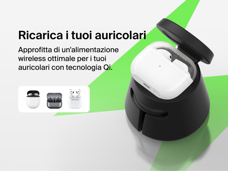 Immagine del dock di ricarica modulare con Qi2 25W Belkin UltraCharge con auricolari Qi compatibili con la ricarica Qi wireless. La foto mette in mostra il design modulare del dock che consente una ricarica pratica e senza fili ad ogni uso.