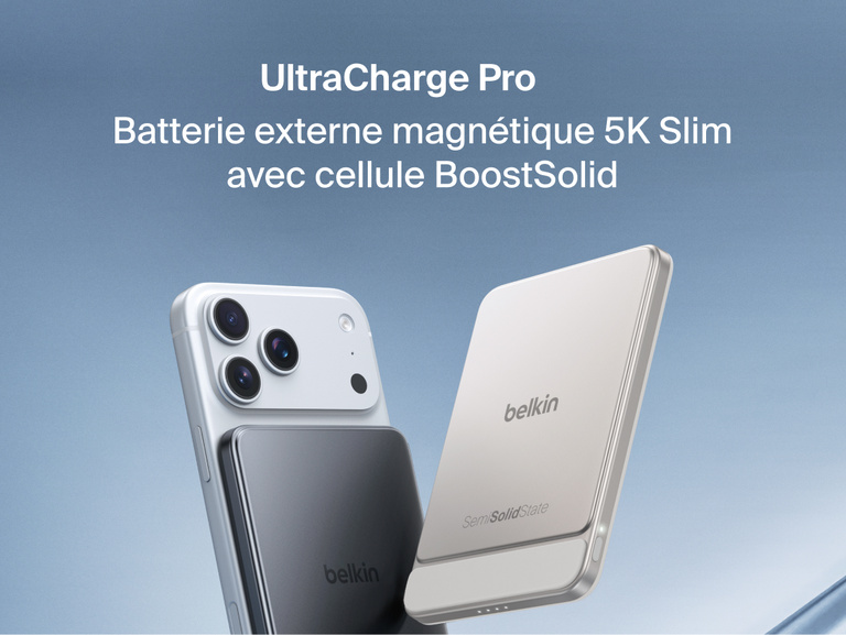 Image de la batterie externe magn&eacute;tique Belkin&nbsp;UltraCharge&nbsp;Pro&nbsp;Slim&nbsp;5K avec BoostSolid&nbsp;Cell aimant&eacute;e &agrave; un smartphone, accompagn&eacute;e d'un visuel du produit et du logo Qi2.