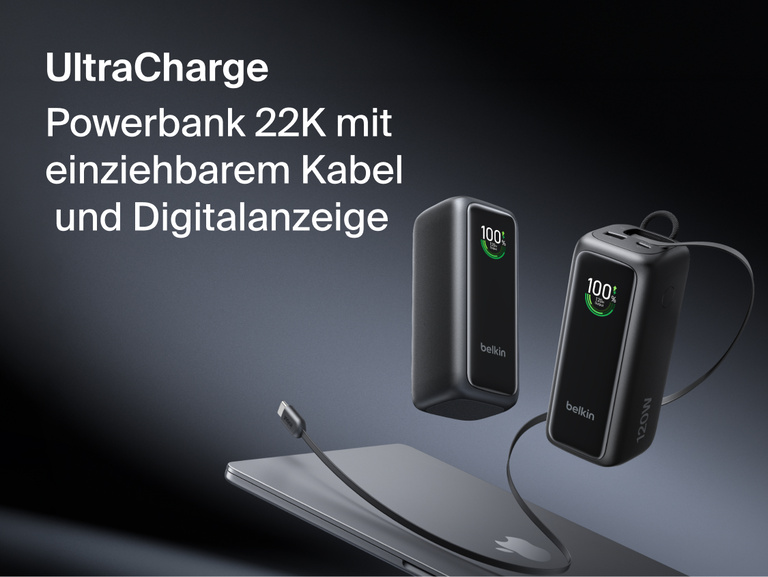 UltraCharge Powerbank 22K mit einziehbarem Kabel aus zwei Perspektiven dargestellt, mit Akkustandsanzeigen von 100 % und ausgezogenem, integriertem einziehbarem USB-C-Kabel.