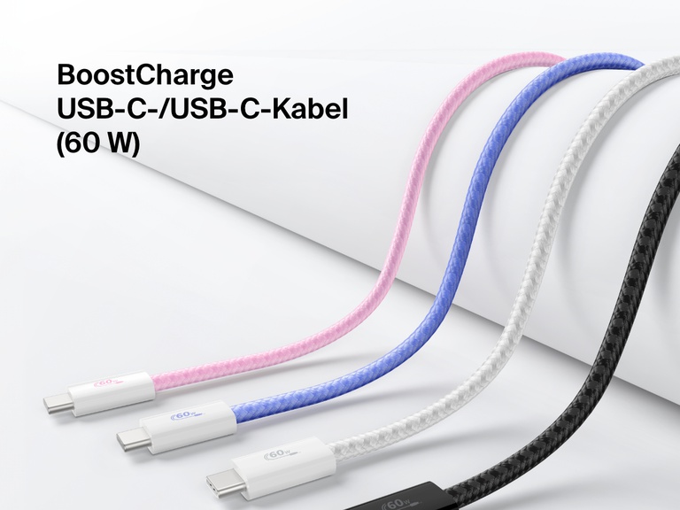Bild, auf dem die vier Farboptionen (Rosa, Blau, Weiß, Schwarz) des Belkin BoostCharge USB-C-/USB-C-Kabels (60 W) gezeigt werden, das ein geflochtenes Kabel zum schnellen Laden von USB-C-Geräten ist.