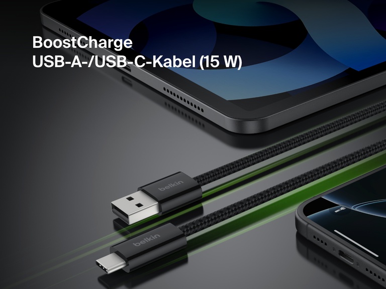 Abbildung des Belkin BoostCharge USB A auf USB C Kabels, 15 W, auf der ein iPad und ein iPhone zu sehen sind. Das strapazierfähige Kabelgeflecht, das zuverlässiges schnelles Laden ermöglicht, und die universelle Kompatibilität werden herausgestellt.