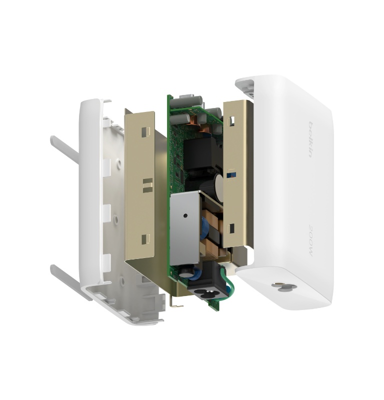 GaN 技術配搭 4 個連接埠，可同時為 4 部 USB-C 裝置提供既快速又安全的充電體驗。