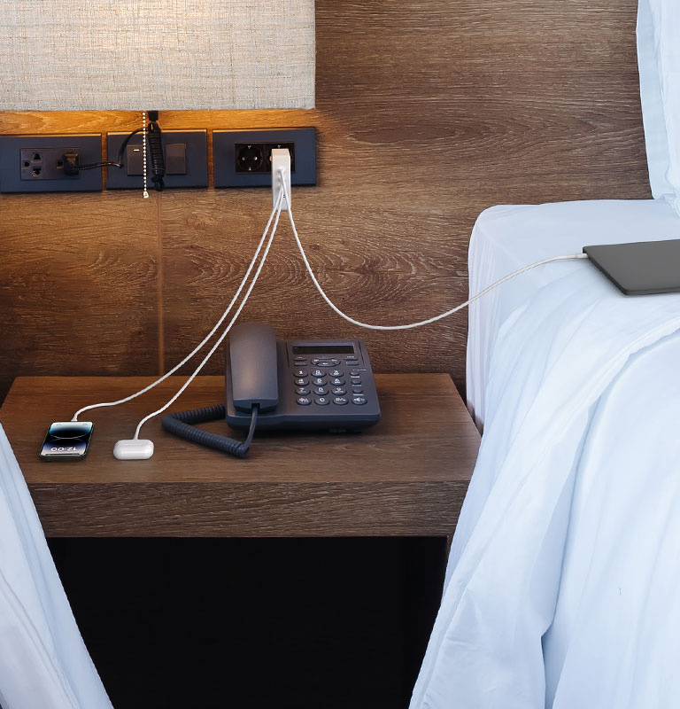 Mit dem Belkin 140-W-4-Port-GaN-Ladegerät geht Ihnen unterwegs nie der Strom aus.