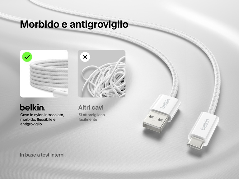Immagine del cavo da USB-A a USB-C da 15 W Belkin BoostCharge, con guaina morbida e flessibile in nylon intrecciato per prevenire attorcigliamenti e fornire un'esperienza d'uso ideale.