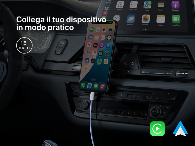 Immagine del cavo da USB-C a USB-C da 60 W Belkin BoostCharge in un'installazione in auto, enfatizzandone la lunghezza di 1,5 metri che permette una facile ricarica del dispositivo e la compatibilità con Apple CarPlay e Android Auto.