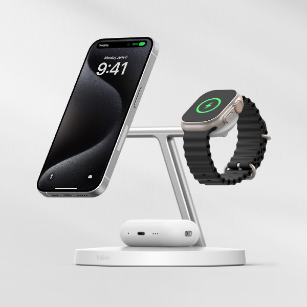 BoostCharge Pro 3 合 1 無線充電支架配備 MagSafe 15W