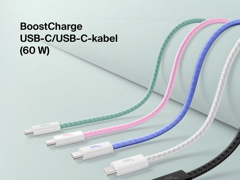 Afbeelding die vijf kleuropties toont (groen, roze, blauw, wit en zwart) van de Belkin BoostCharge 60 W USB-C-naar-USB-C-kabel, een gevlochten snellaadkabel voor USB-C-apparaten.