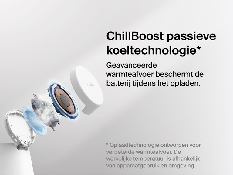 Afbeelding van het Belkin UltraCharge modulaire laadstation met Qi2 25W dat werkt met ChillBoost passieve koeltechnologie welke ontwikkeld is om warmte beter af te voeren en batterijen te beschermen tijdens het snel draadloos opladen.
