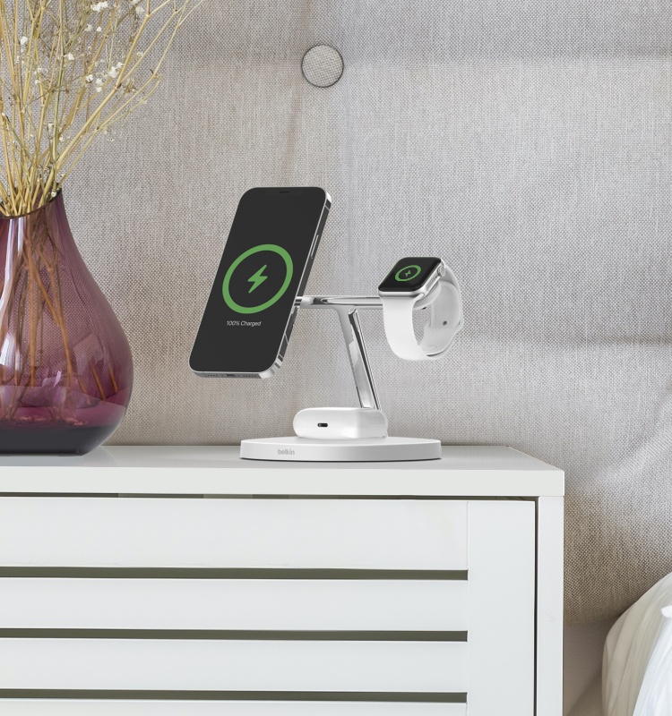 3-in-1 Wireless Charger with Official MagSafe Charging 15W