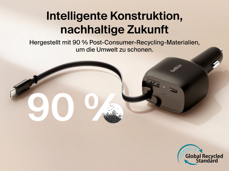 Abbildung des Belkin BoostCharge Kfz-Ladegeräts mit einziehbarem USB-C-Kabel (75 W), das aus 90 % Post-Consumer-Recycling-Materialien hergestellt ist und über die Zertifizierung Global Recycled Standard verfügt.