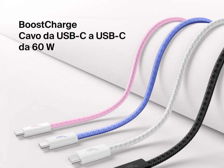 Immagine dei quattro colori disponibili (rosa, blu, bianco e nero)  del cavo da USB-C a USB-C da 60 W Belkin BoostCharge, un cavo di ricarica rapida dal design intrecciato per i dispositivi USB-C.