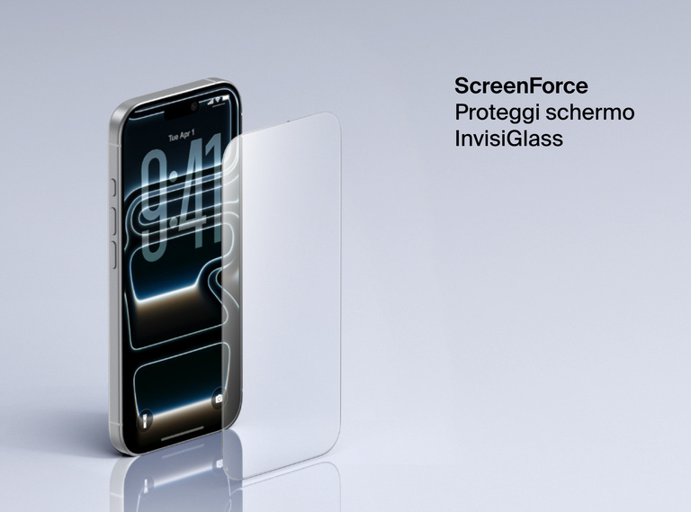 Immagine di un proteggi schermo Belkin ScreenForce InvisiGlass su un iPhone, a evidenziare la sua protezione durevole e la massima trasparenza.