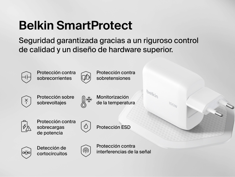 El cargador de pared GaN de 45 W con cable USB-C retr&aacute;ctil de 0,7 m Belkin UltraCharge cargando dispositivos en casa o de viaje y proporcionando un alcance a la medida y sin l&iacute;os de cables.