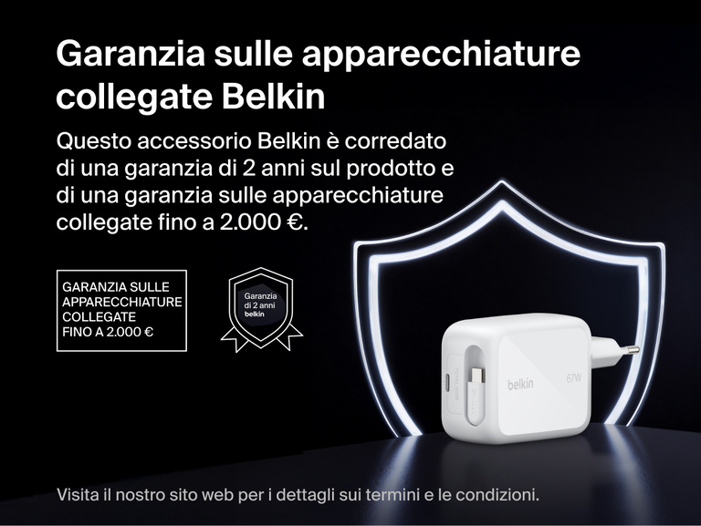 Immagine del caricabatteria da parete GaN da 67 W con cavo retrattile Belkin UltraCharge in cui si evidenzia la protezione dei dispositivi, la garanzia sulle apparecchiature collegate Belkin e la garanzia di 2 anni sul prodotto.