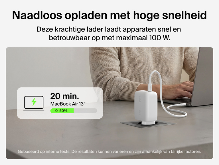 Belkin UltraCharge 45 W GaN-wandlader met ge&iuml;ntegreerde uittrekbare USB-C-kabel van 70 cm, een USB-C-poort, een compacte reisvriendelijke vormgeving, beveiliging tegen oververhitting en die apparaten snel oplaadt.
