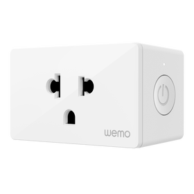 Smart Plug with Thread