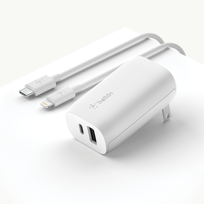 USB-C PD + USB-A Wall Charger 32W + USB-C to Lightning Cable