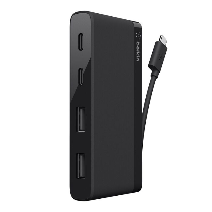 Belkin F4U090btBLK avec deux ports USB-C et deux ports USB-A