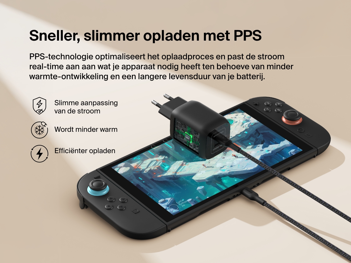 De Belkin Gaming 2-poorts USB-C-wandlader (65&nbsp;W) werkt met GaN-technologie voor krachtig opladen in een compact formaat, wel 5,2 keer kleiner dan gewone 60&nbsp;W USB-C-wandladers.