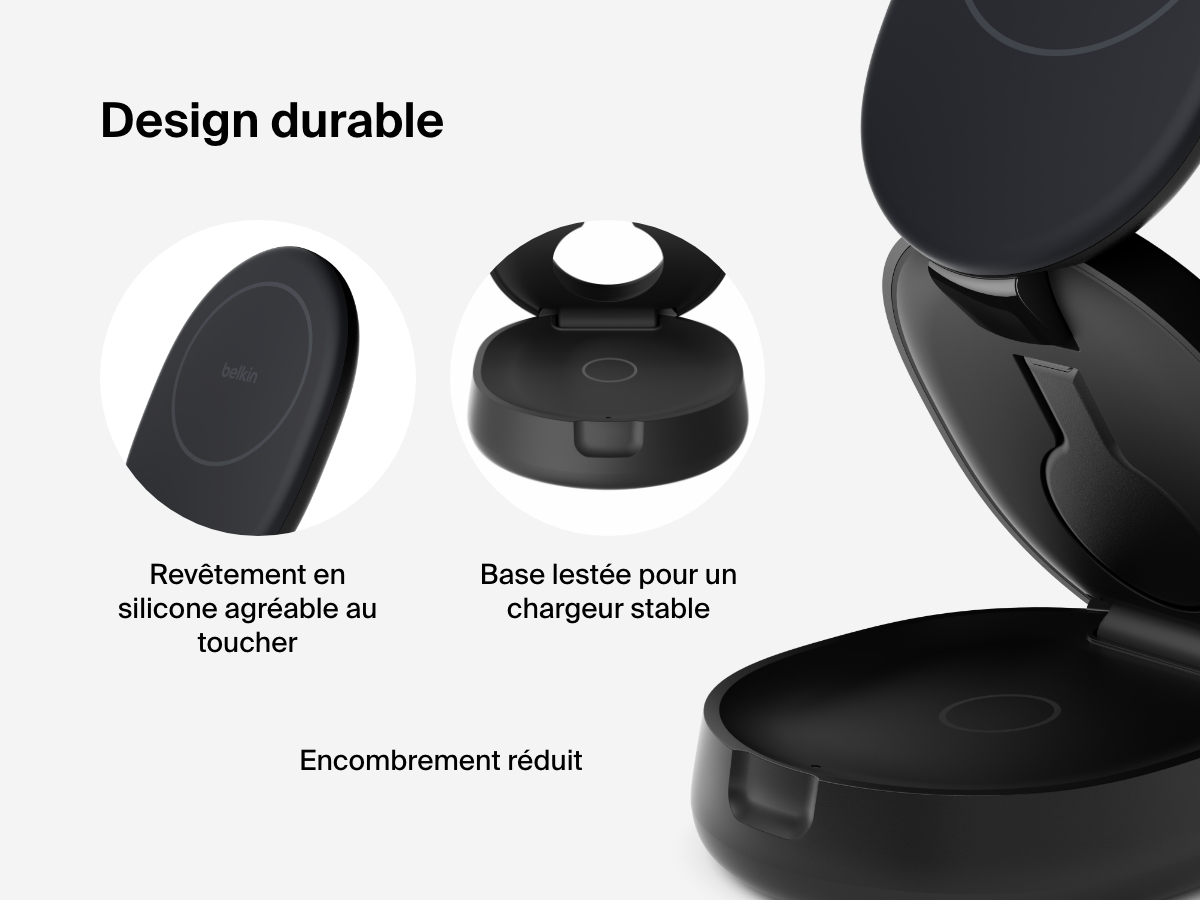 Image d'un socle de recharge 3-en-1 aimant&eacute; et compacte Belkin BoostCharge mettant en avant son rev&ecirc;tement en silicone agr&eacute;able au toucher, sa base lest&eacute;e et son design fin et pliable.